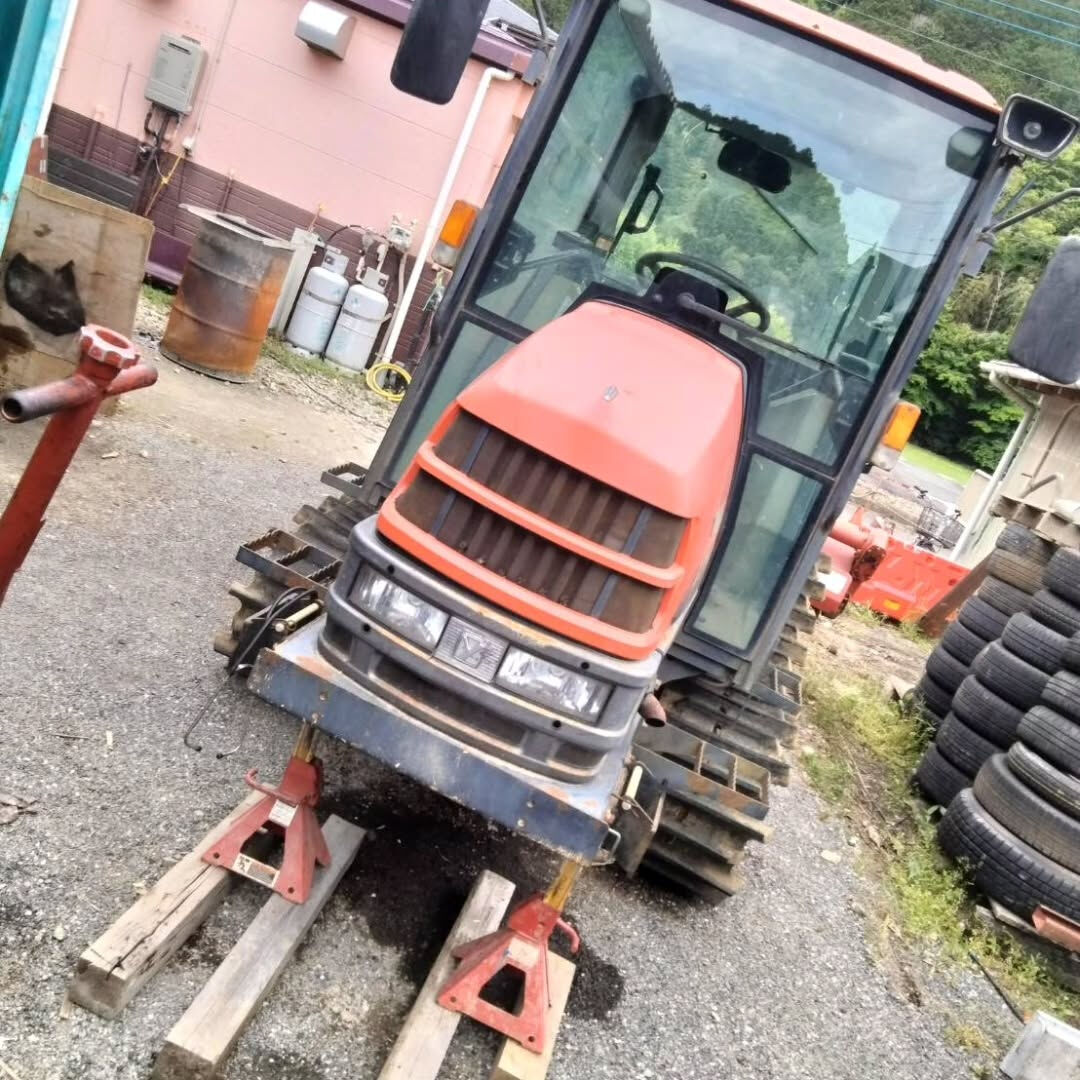 第1弾キャタピラーのハブベアリング交換🔧