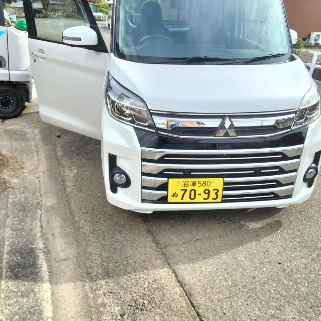 ekワゴンの修理をし