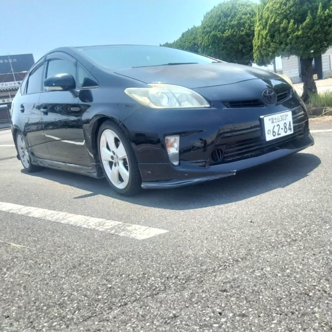 ZVW30 プリウス車検整備点検 