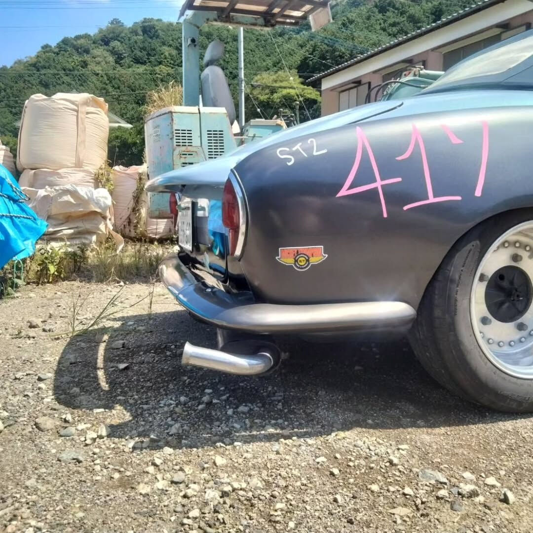 カルのバンパー付いて(塗装した次の日についてた)が写真撮る暇