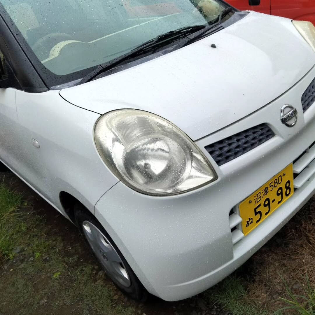 日産モコ